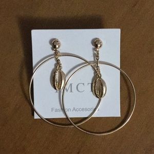 Shell Hoop Earrings